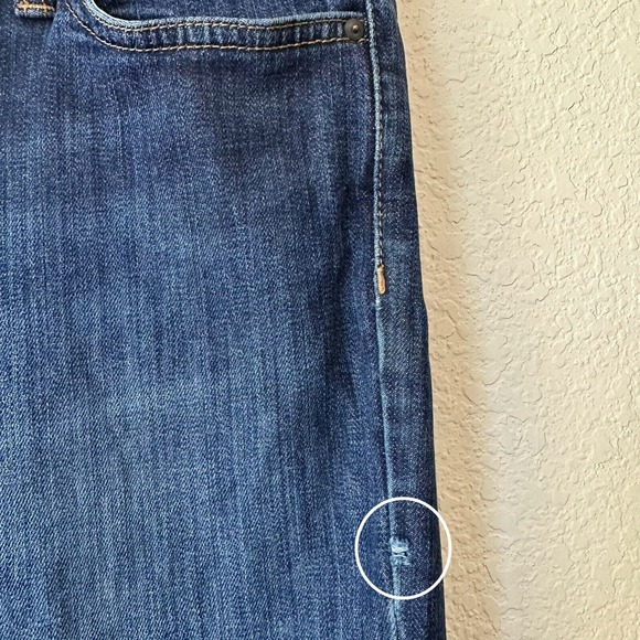 ELSE Mid-Rise Cropped Skinny Jeans in Blue - Picture 4 of 14